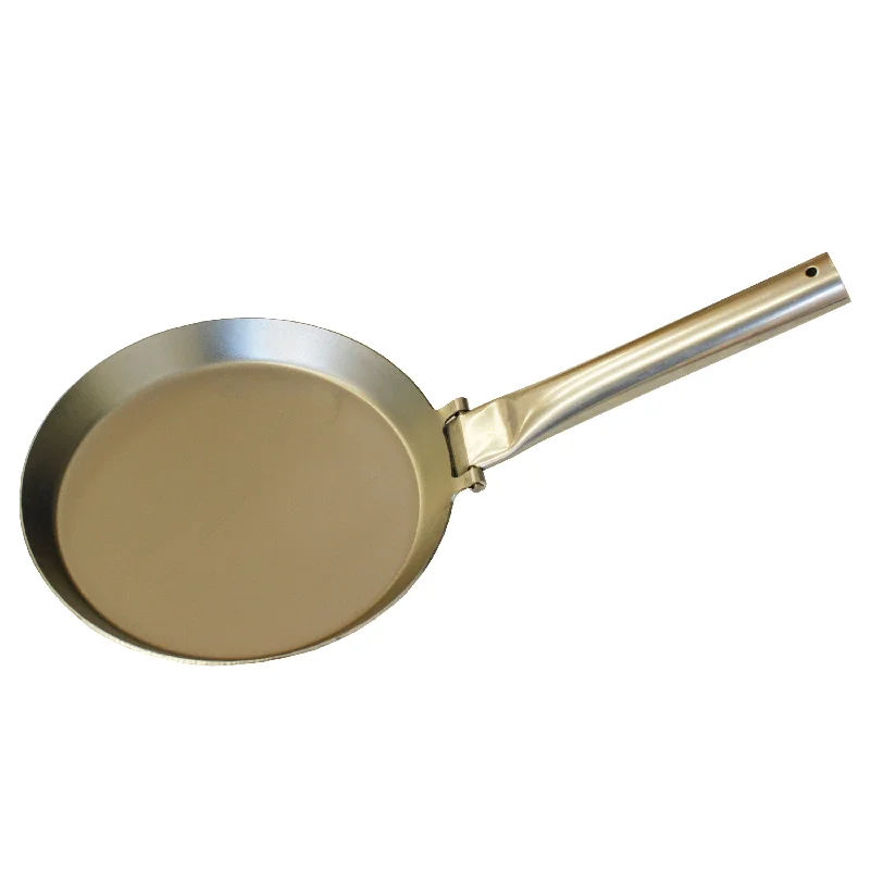 Hunter Pan with Folding Handle Open